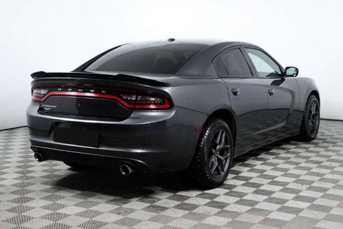 Купить Dodge Charger с пробегом. Фото: #4