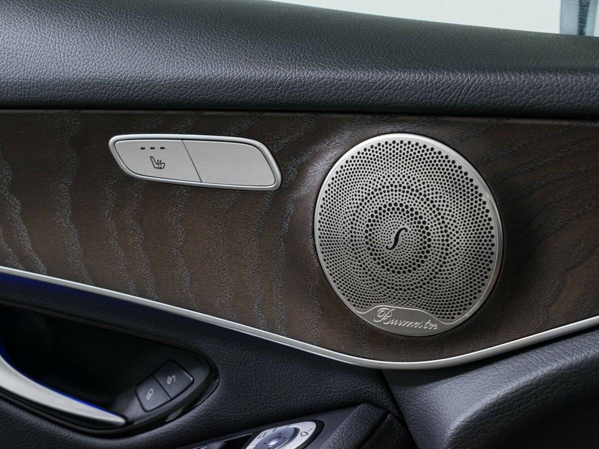 Купить Mercedes-Benz GLC с пробегом. Фото: #18