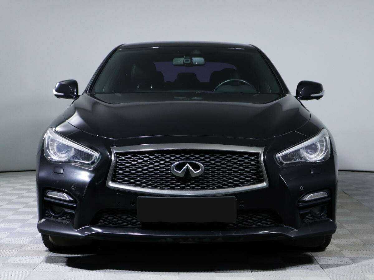 Купить Infiniti Q50 с пробегом. Фото: #1