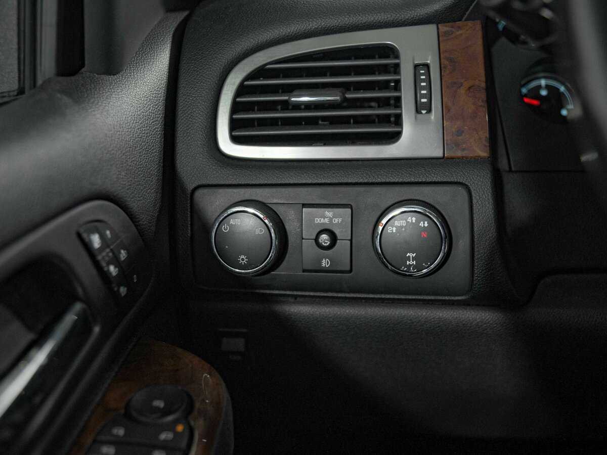 Купить Chevrolet Tahoe с пробегом. Фото: #11