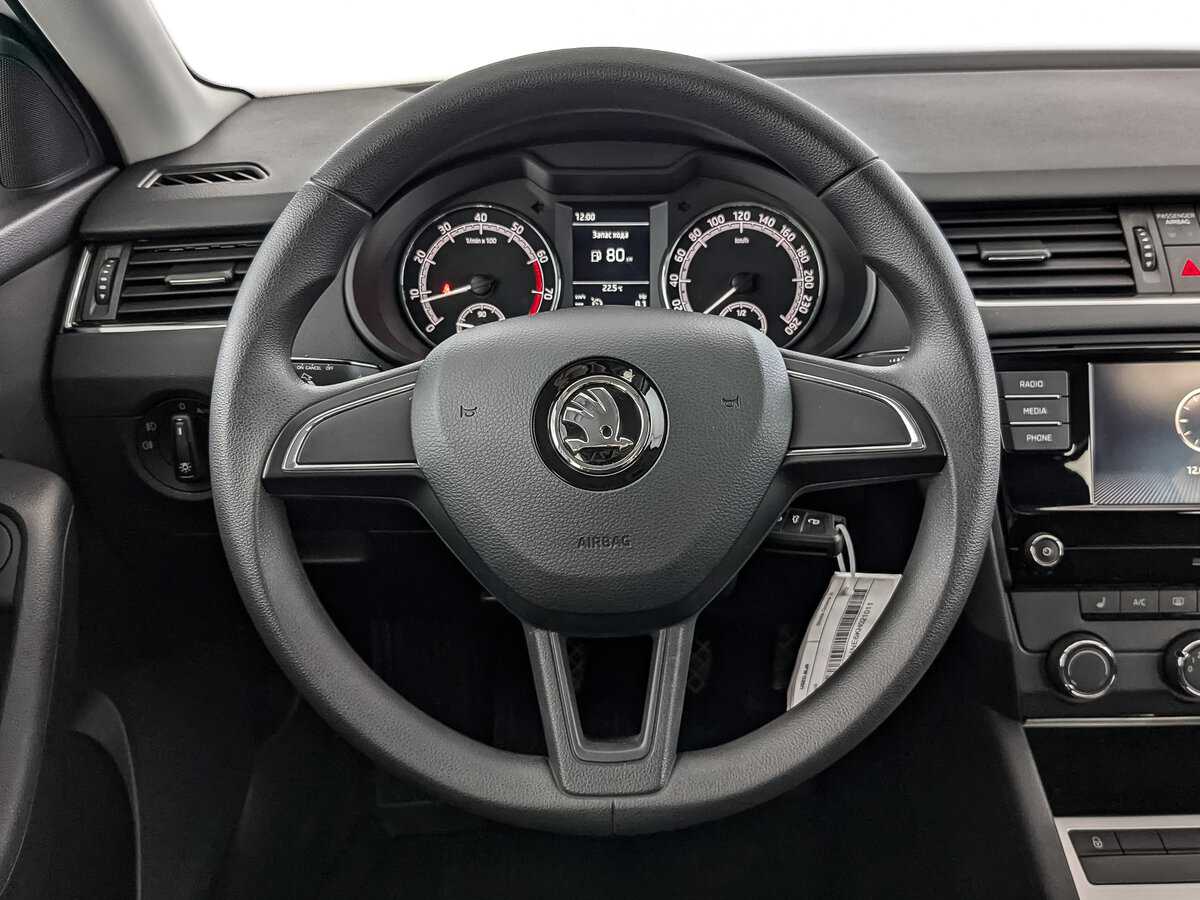 Купить Skoda Octavia с пробегом. Фото: #16