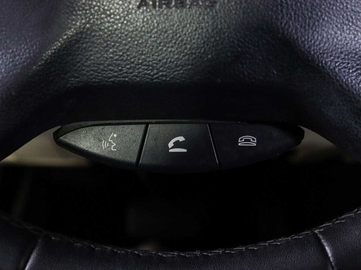Купить Mitsubishi Pajero с пробегом. Фото: #20
