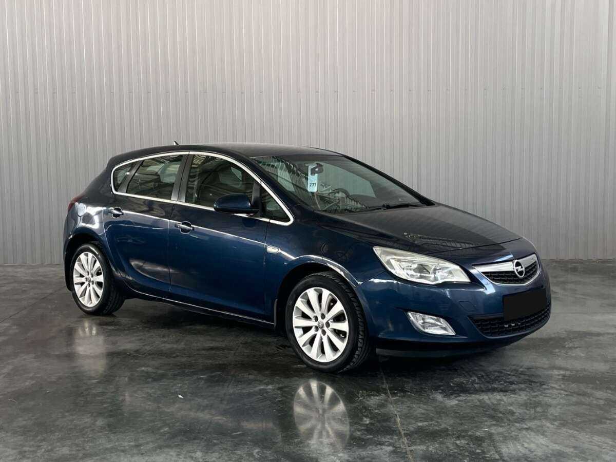 Купить Opel Astra с пробегом. Фото: #2