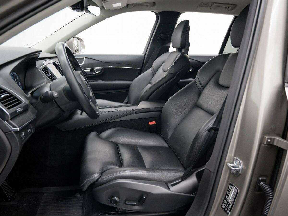 Купить Volvo XC90 с пробегом. Фото: #13