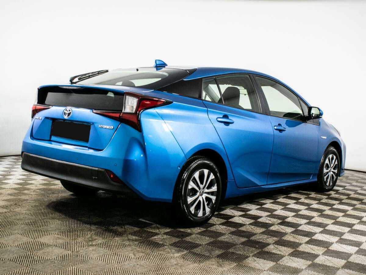 Купить Toyota Prius с пробегом. Фото: #3