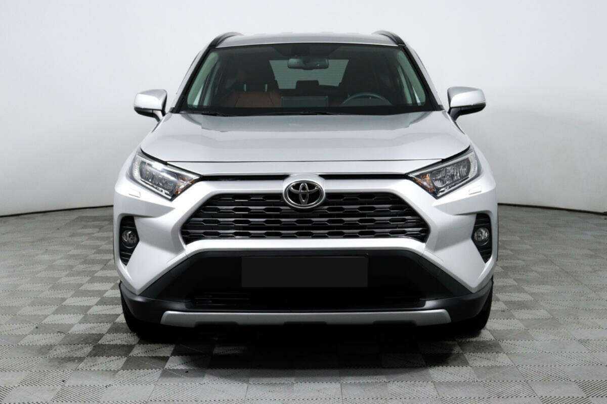 Купить Toyota RAV4 с пробегом. Фото: #1