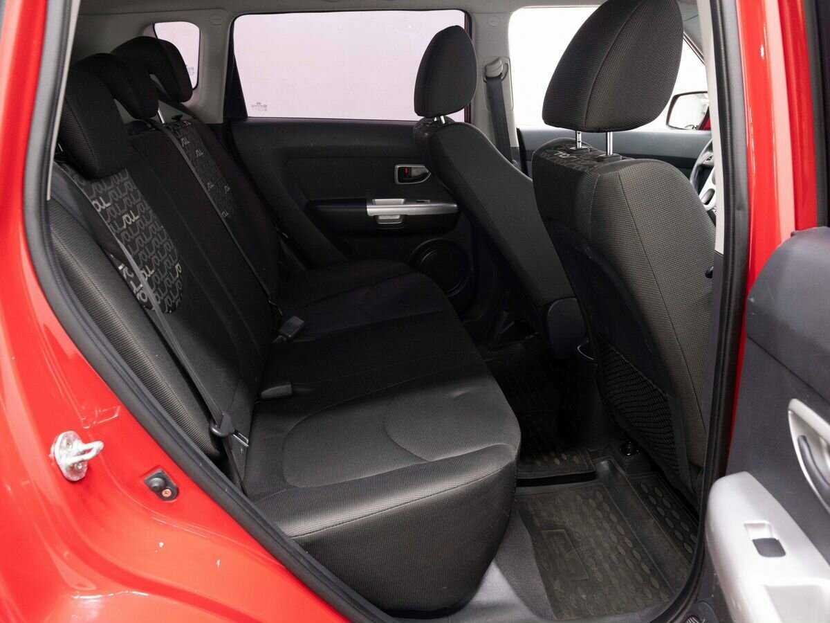 Купить Kia Soul с пробегом. Фото: #9