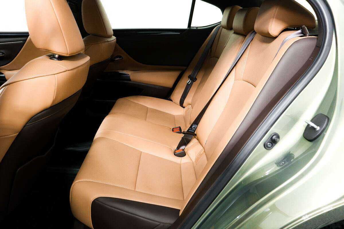 Купить Lexus ES с пробегом. Фото: #11