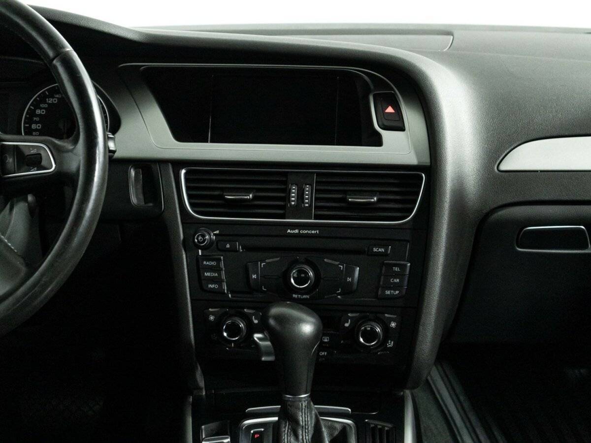 Купить Audi A4 с пробегом. Фото: #13