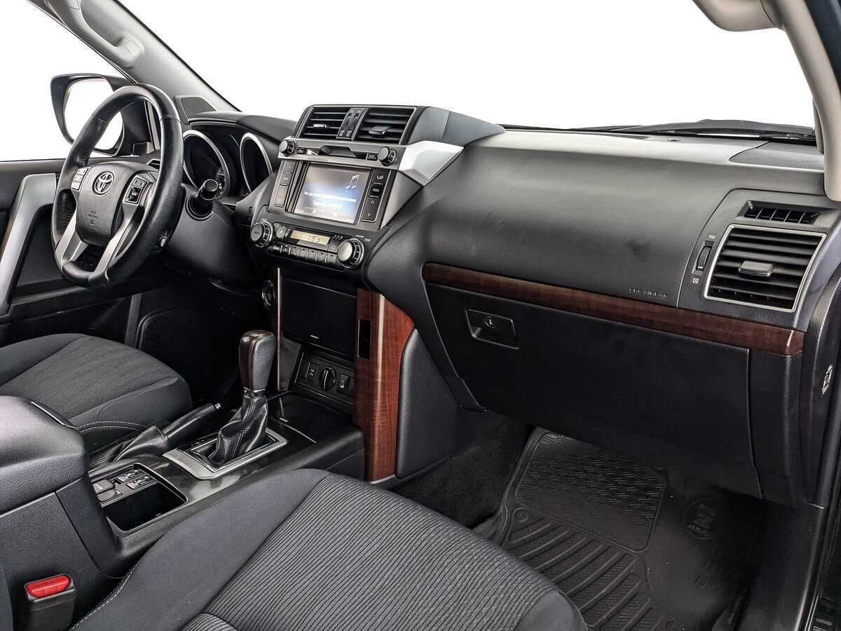 Купить Toyota Land Cruiser Prado с пробегом. Фото: #8