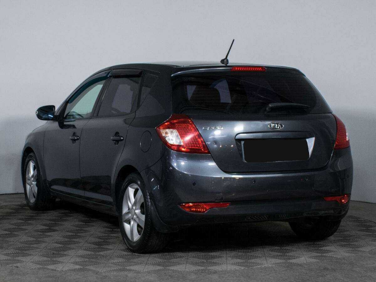Купить Kia Ceed с пробегом. Фото: #6