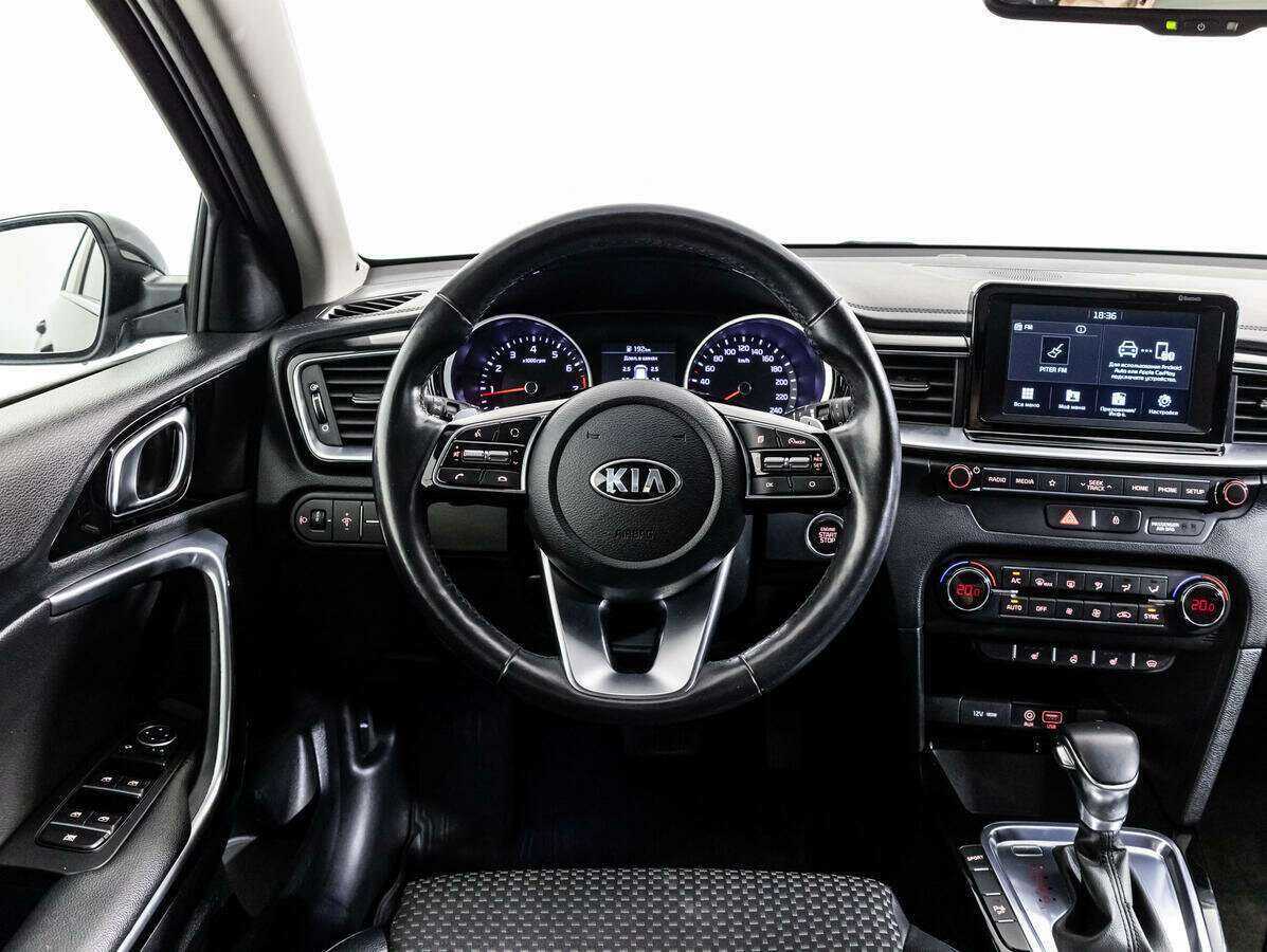 Купить Kia Ceed с пробегом. Фото: #13