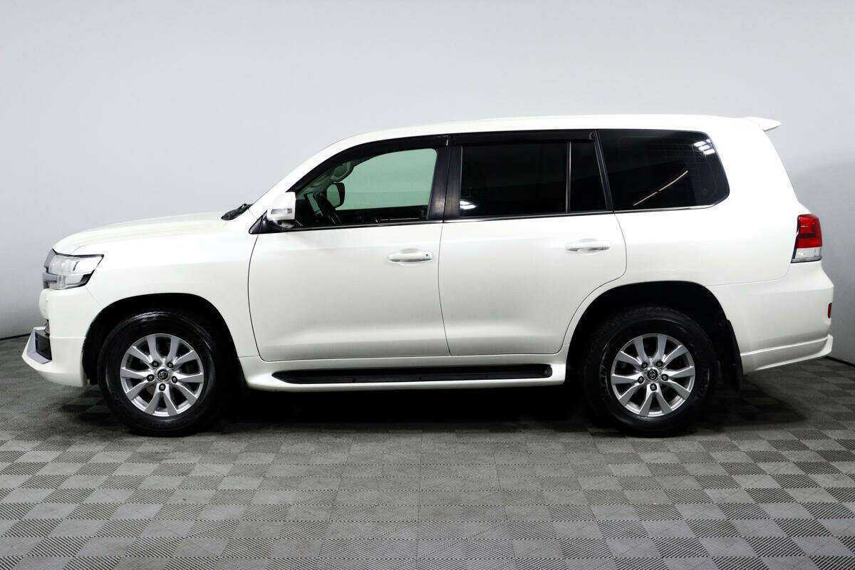 Купить Toyota Land Cruiser с пробегом. Фото: #7