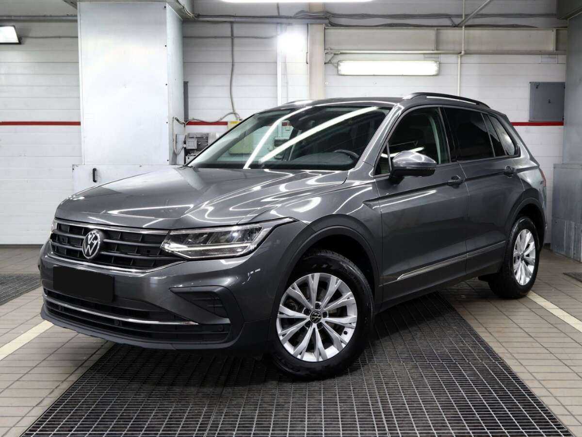 Купить Volkswagen Tiguan с пробегом. Посмотреть фото