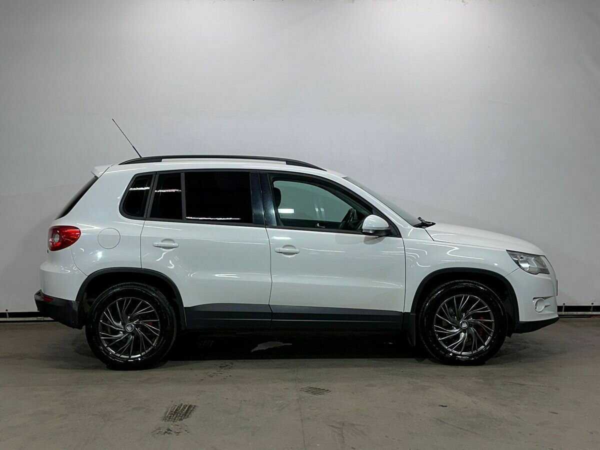 Купить Volkswagen Tiguan с пробегом. Фото: #3