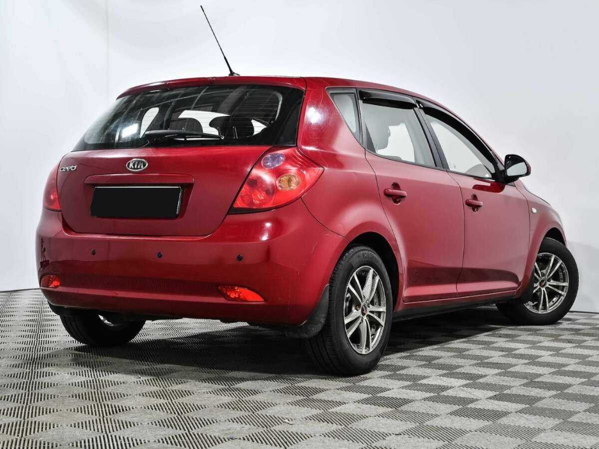 Купить Kia Ceed с пробегом. Фото: #3