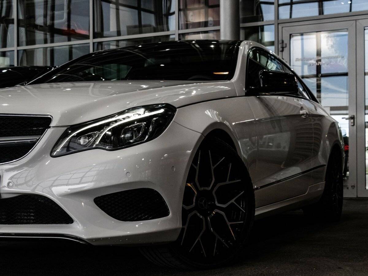 Купить Mercedes-Benz E-Класс с пробегом. Фото: #1