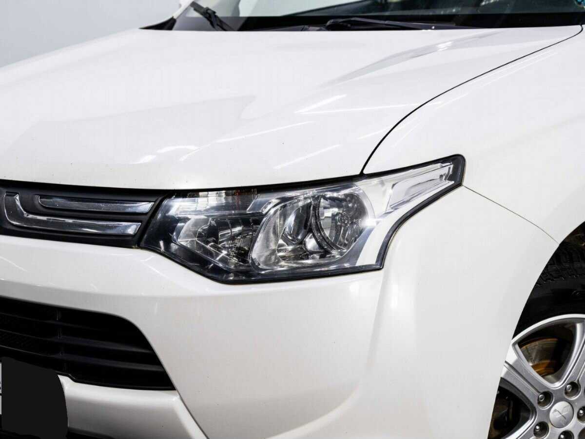 Купить Mitsubishi Outlander с пробегом. Фото: #6