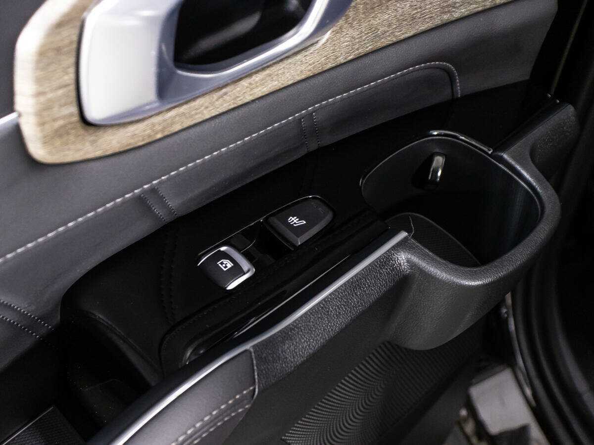 Купить Kia Sorento с пробегом. Фото: #24