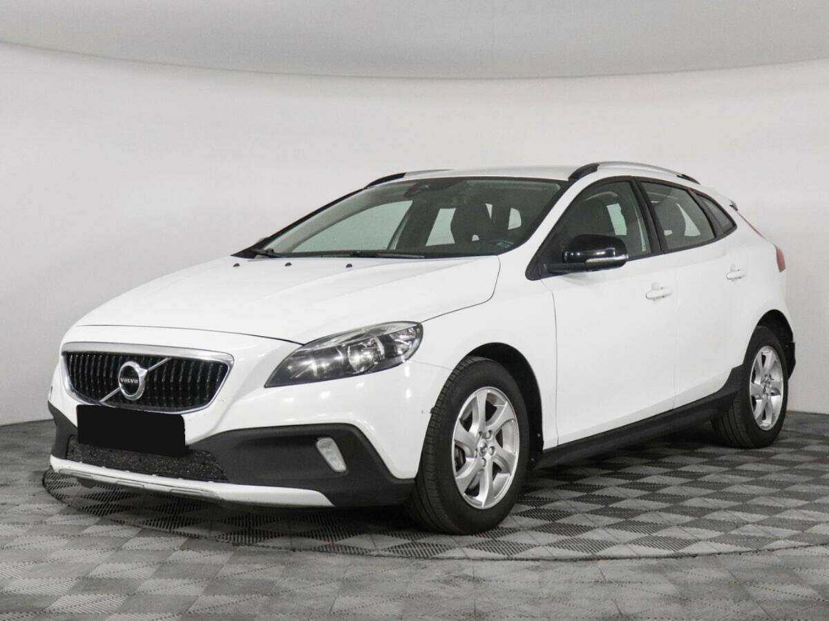 Купить Volvo V40 Cross Country с пробегом. Посмотреть фото