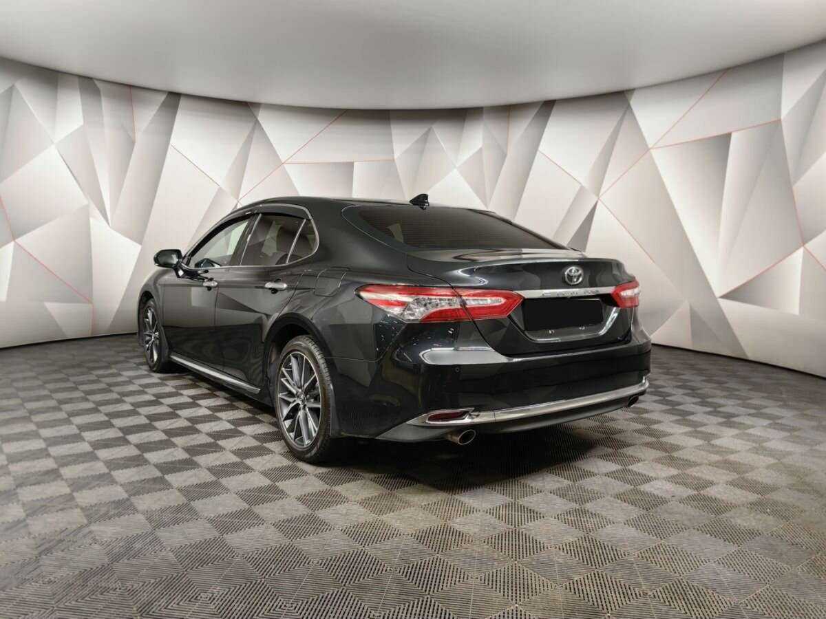 Купить Toyota Camry с пробегом. Фото: #3