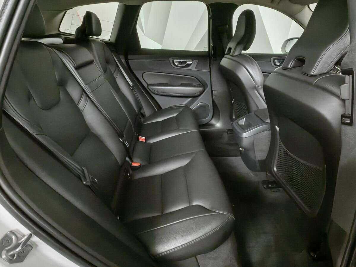 Купить Volvo XC60 с пробегом. Фото: #11