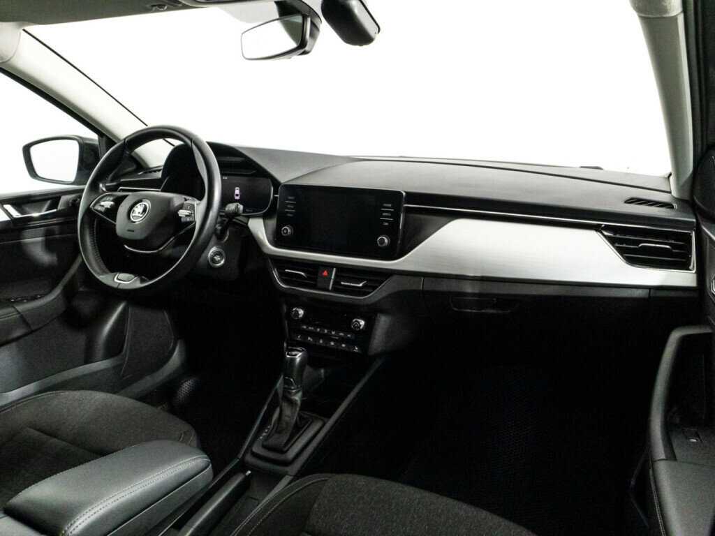 Купить Skoda Rapid с пробегом. Фото: #8