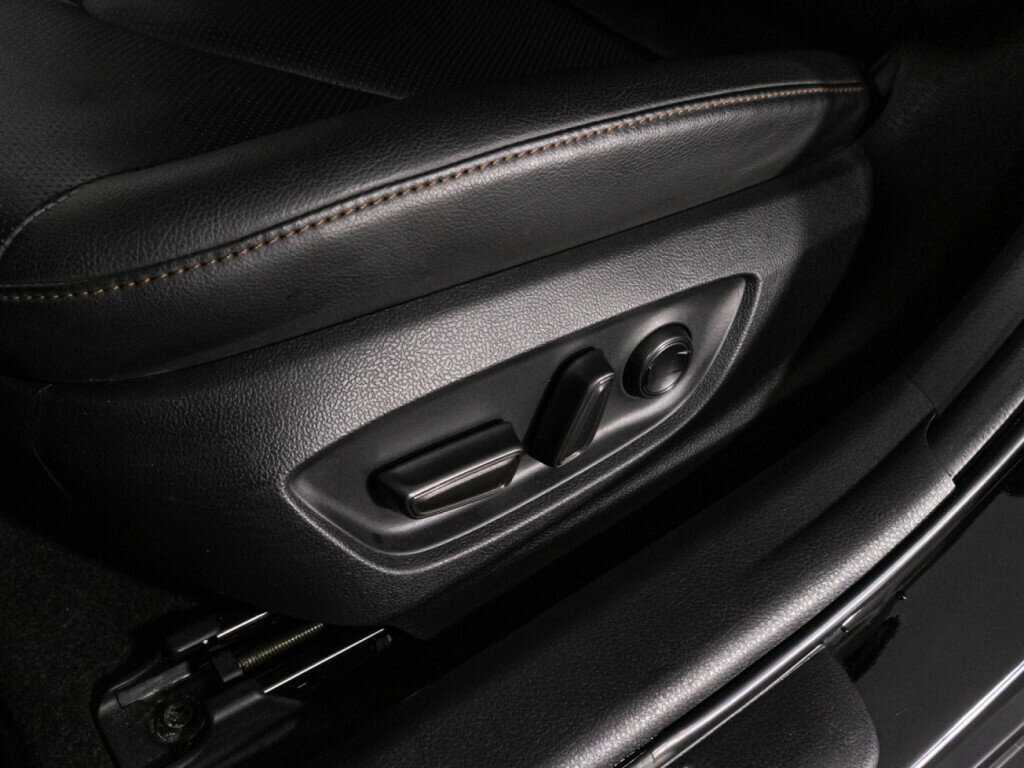 Купить Toyota Camry с пробегом. Фото: #13