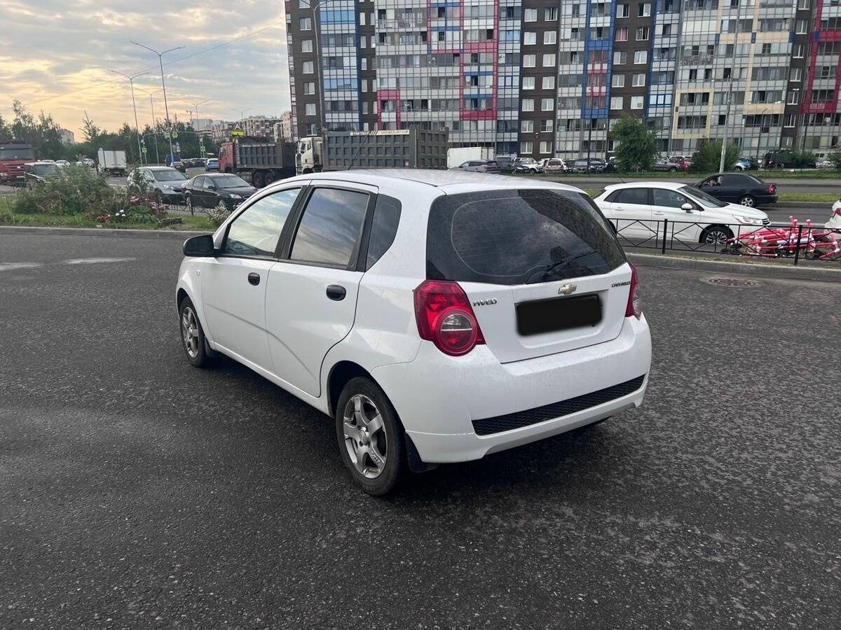 Купить Chevrolet Aveo с пробегом. Фото: #3
