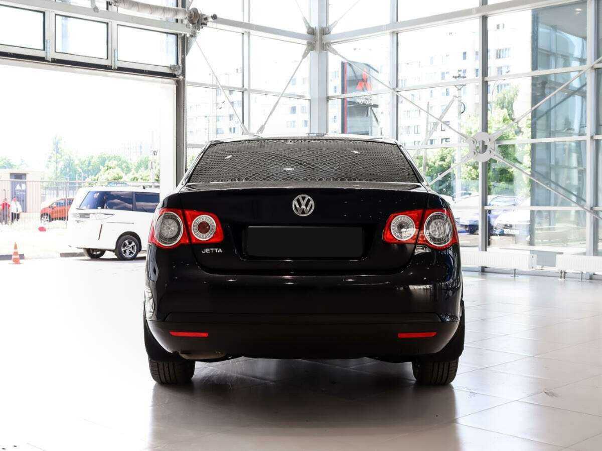 Купить Volkswagen Jetta с пробегом. Фото: #5