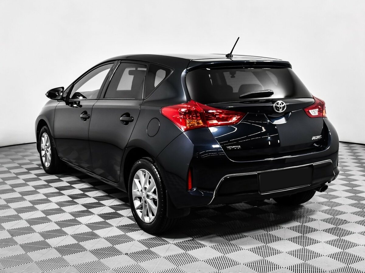 Купить Toyota Auris с пробегом. Фото: #6