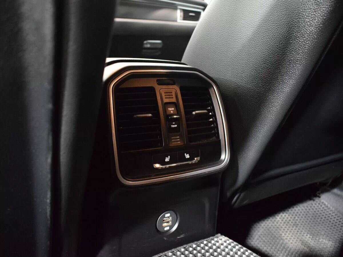 Купить Porsche Macan с пробегом. Фото: #16