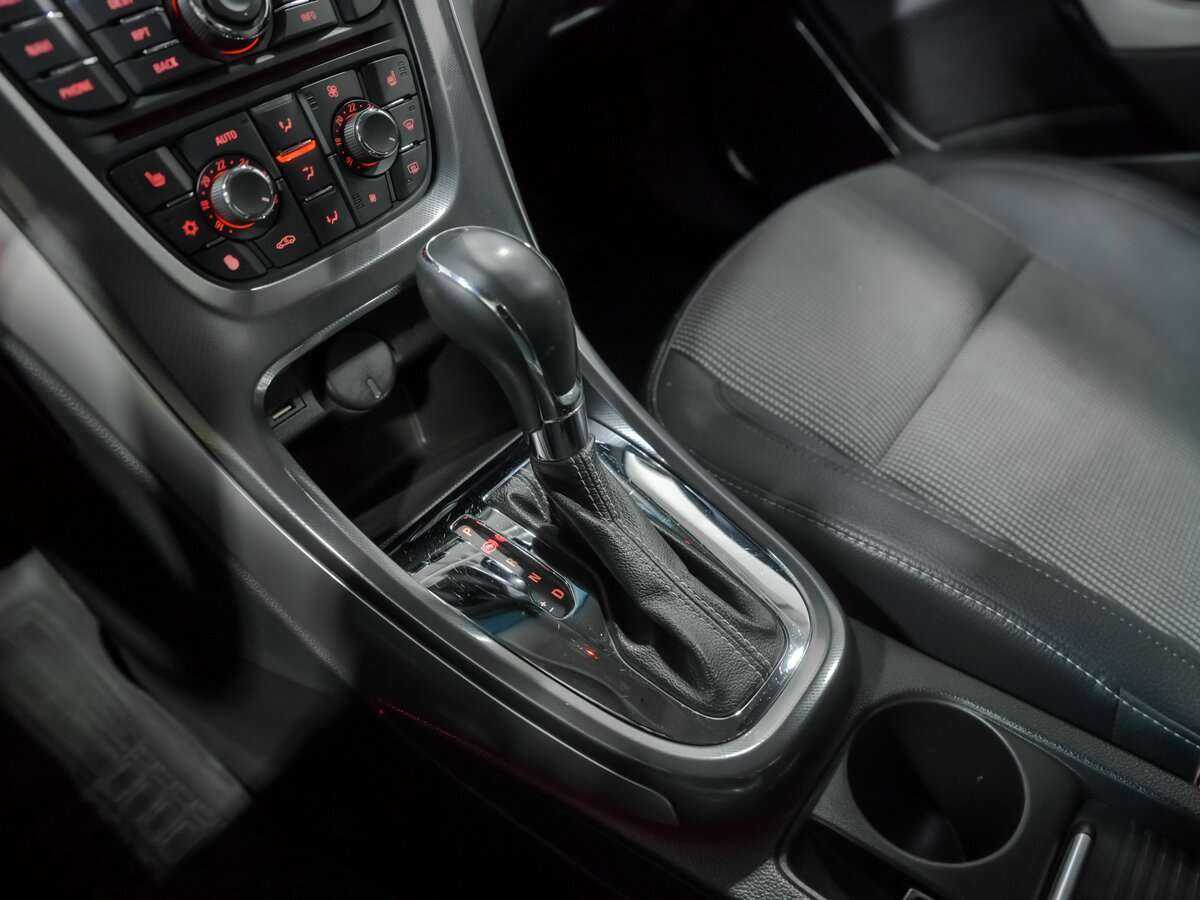 Купить Opel Astra с пробегом. Фото: #9