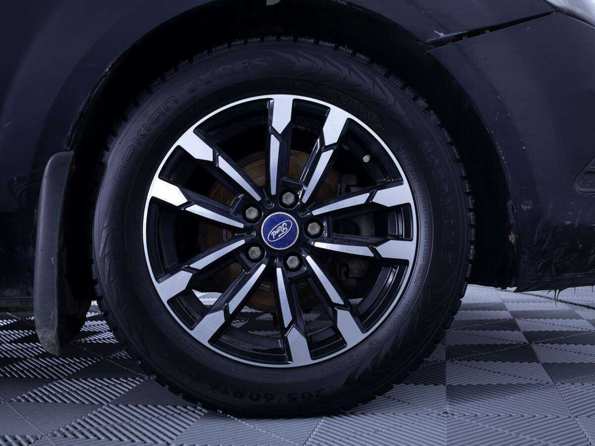 Купить Ford Focus с пробегом. Фото: #8
