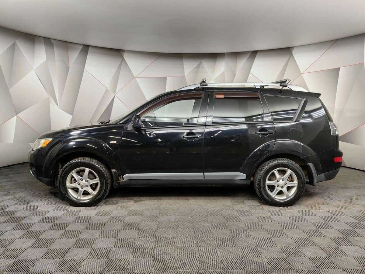 Купить Mitsubishi Outlander с пробегом. Фото: #4