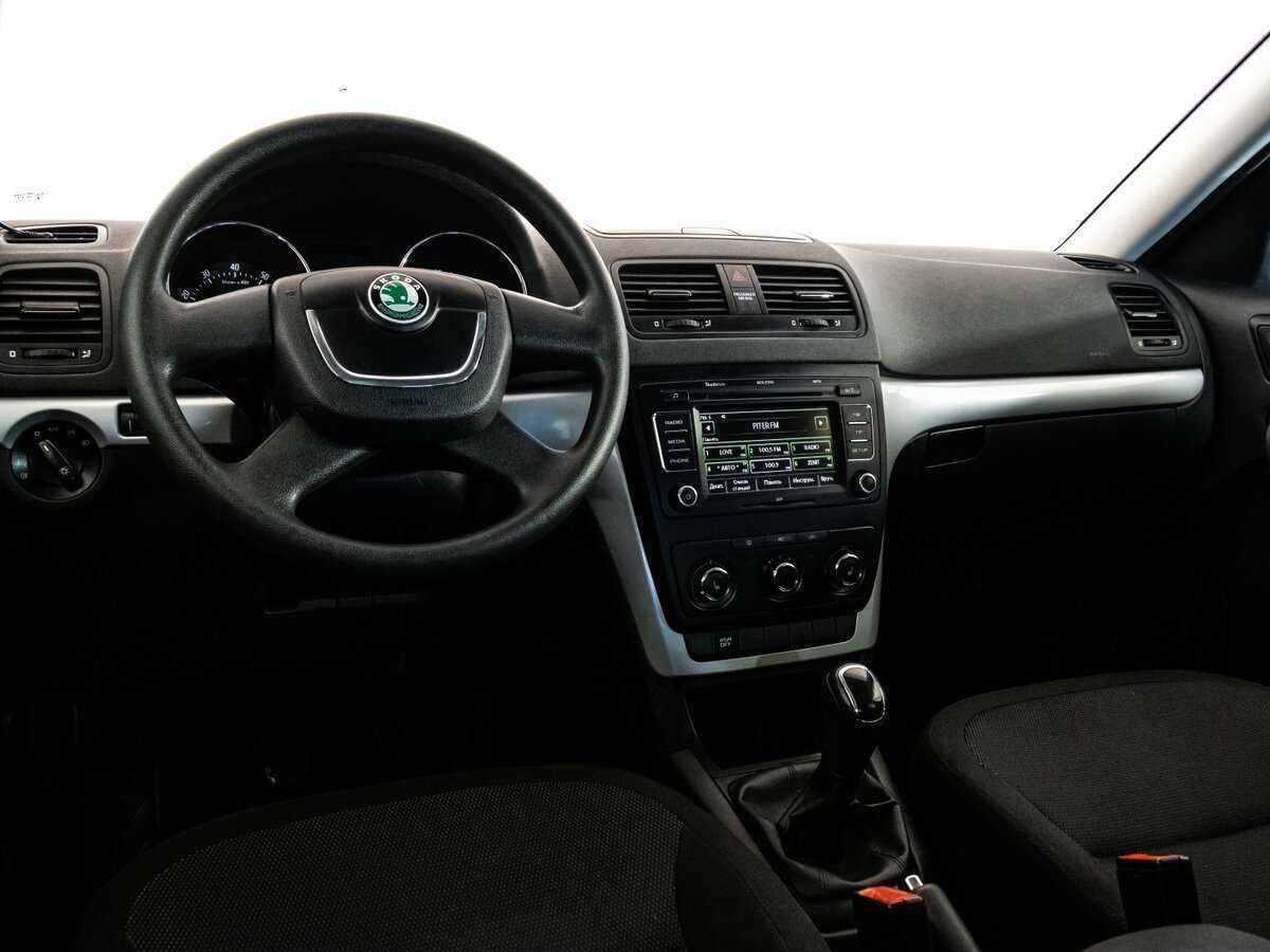 Купить Skoda Yeti с пробегом. Фото: #9