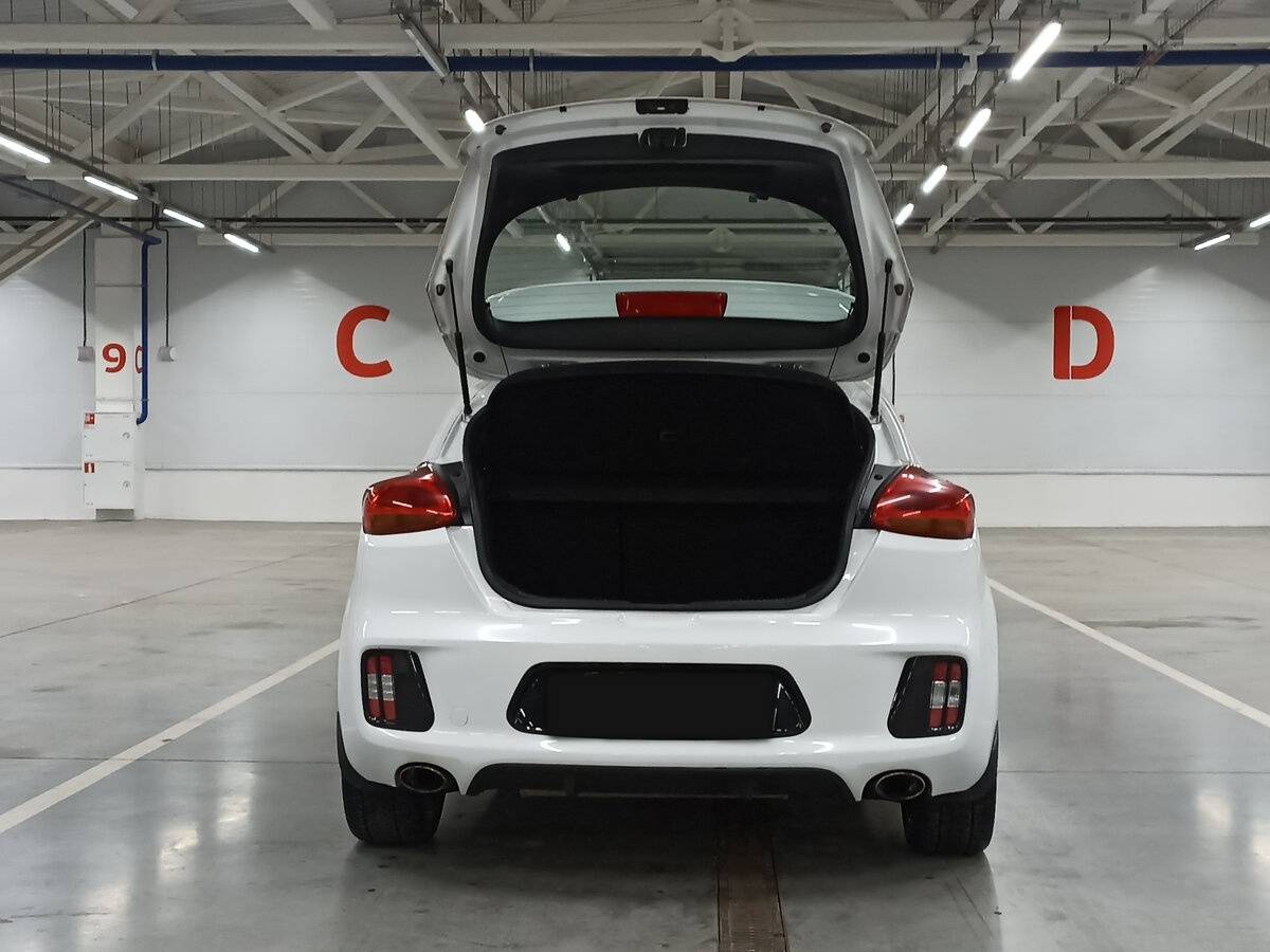 Купить Kia Ceed GT с пробегом. Фото: #9