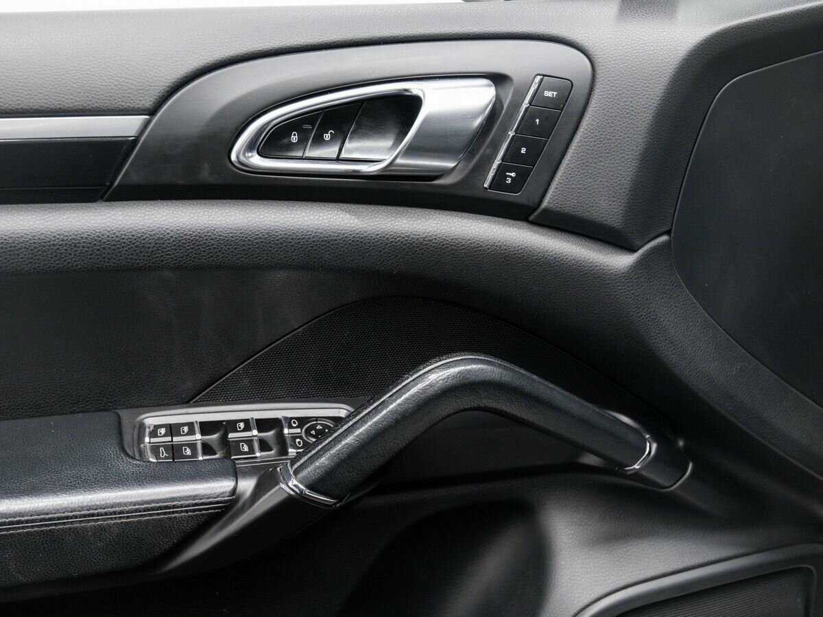 Купить Porsche Cayenne с пробегом. Фото: #14