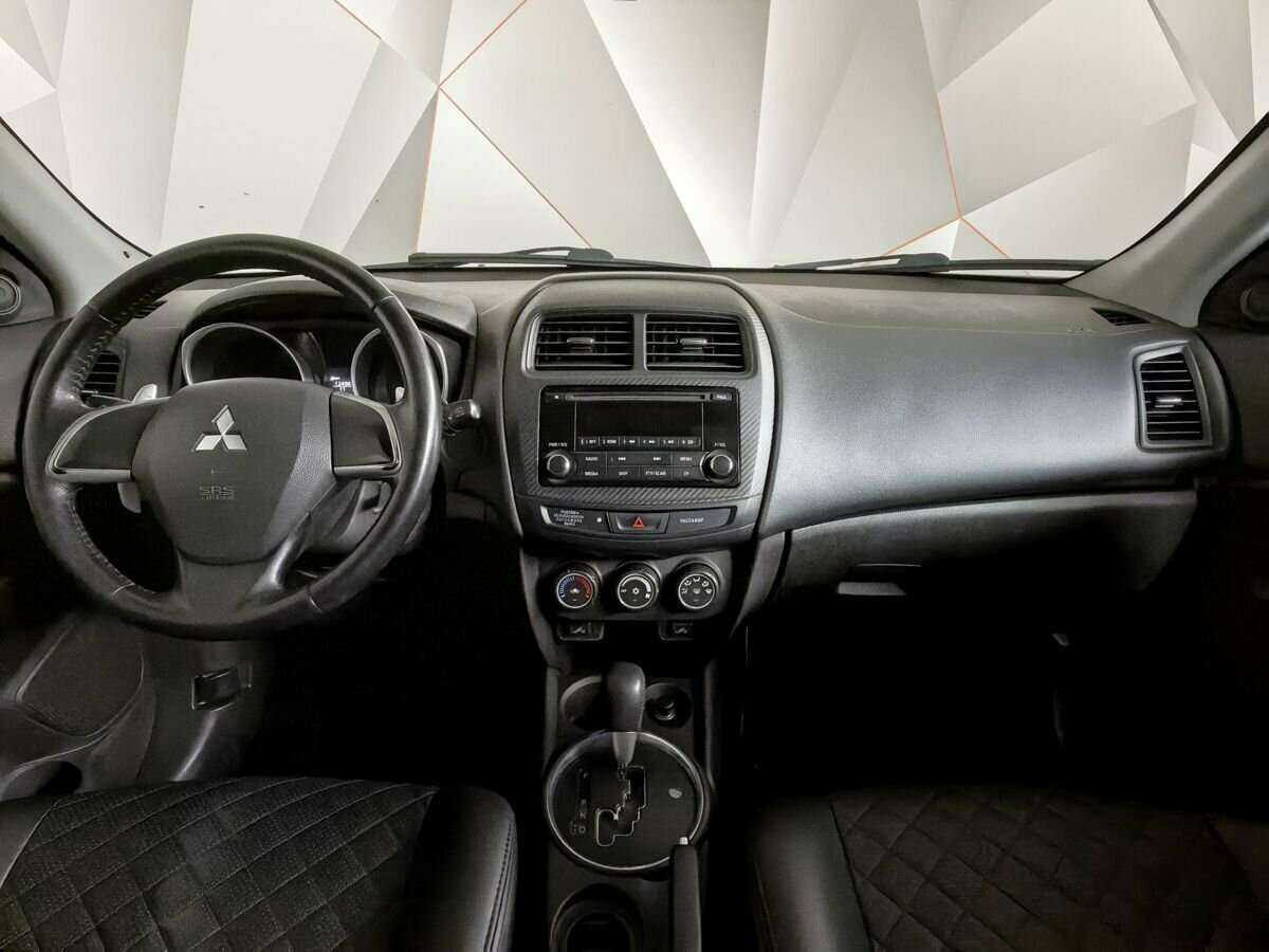 Купить Mitsubishi ASX с пробегом. Фото: #9