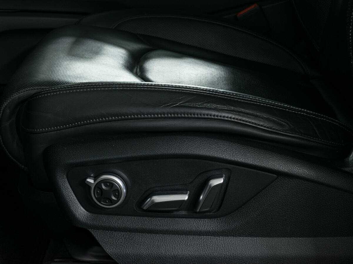 Купить Audi Q7 с пробегом. Фото: #17