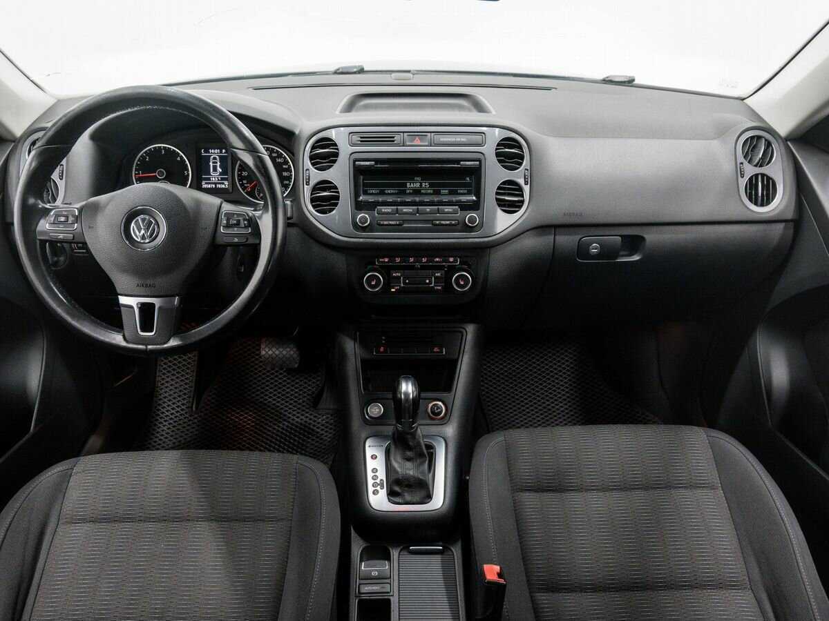Купить Volkswagen Tiguan с пробегом. Фото: #10