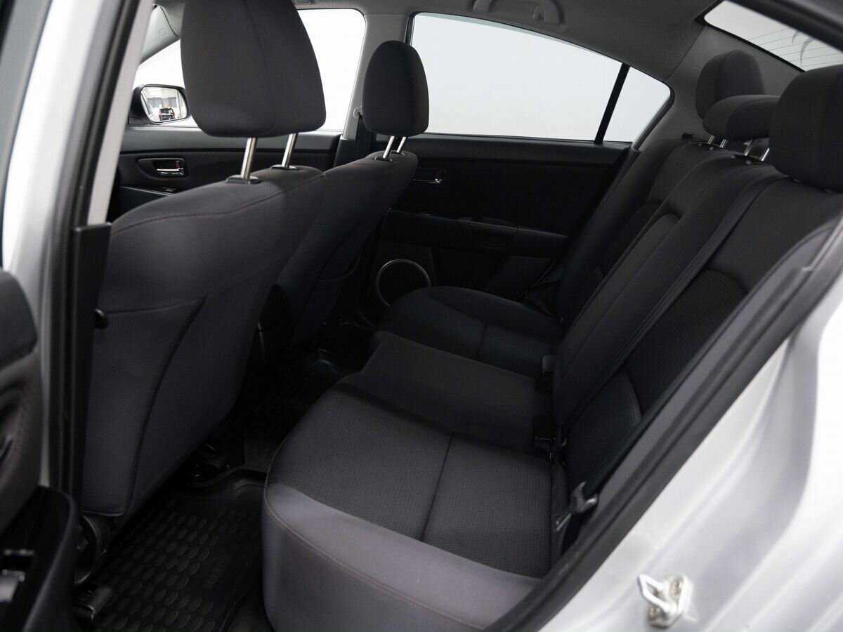 Купить Mazda 3 с пробегом. Фото: #8