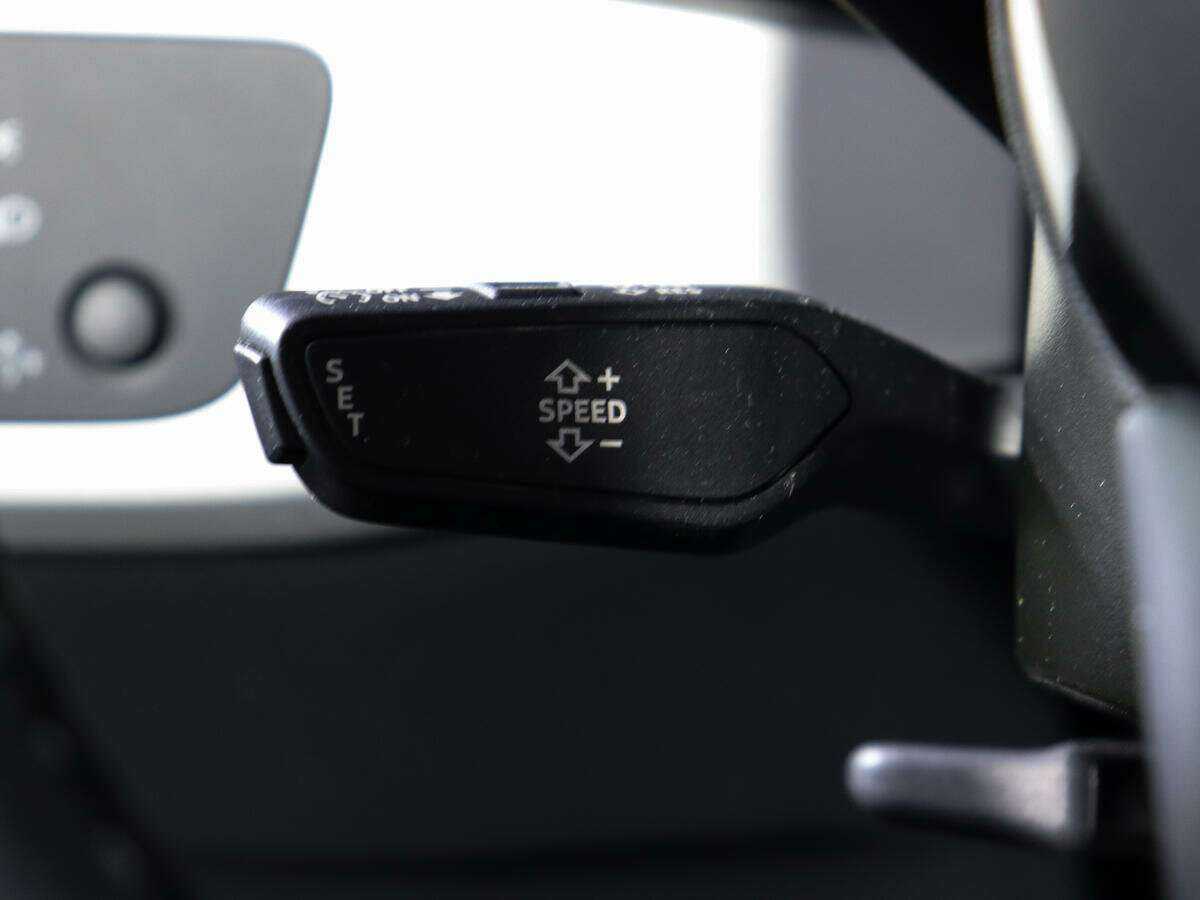 Купить Audi A4 с пробегом. Фото: #14