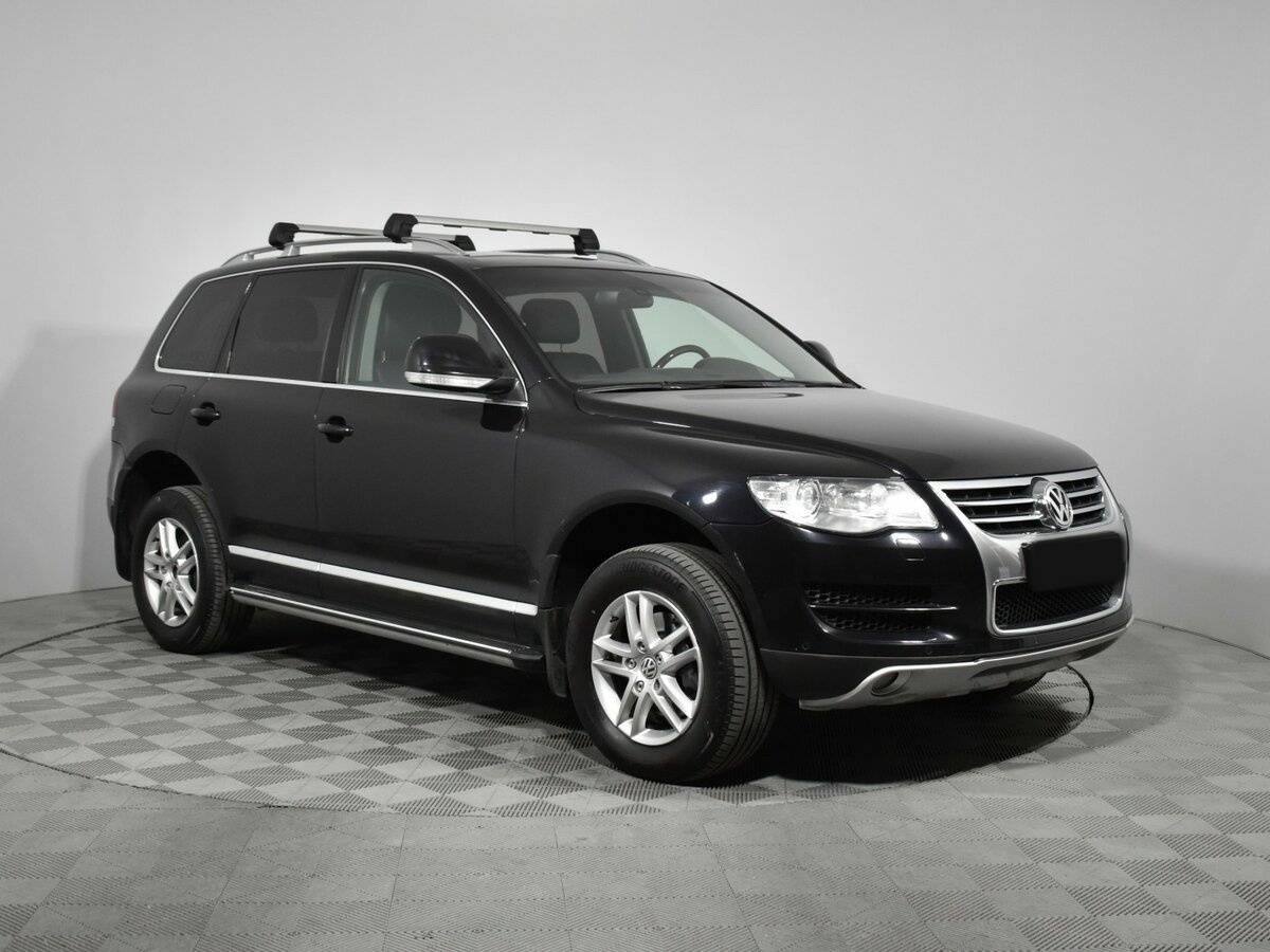 Купить Volkswagen Touareg с пробегом. Фото: #2