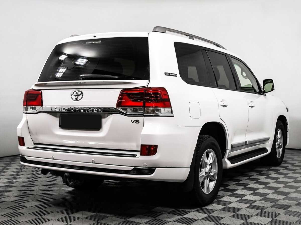 Купить Toyota Land Cruiser с пробегом. Фото: #4