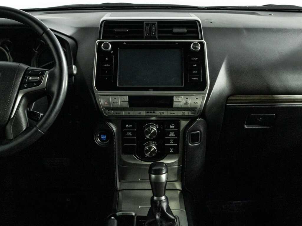 Купить Toyota Land Cruiser Prado с пробегом. Фото: #11