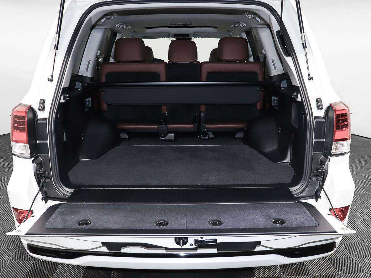 Купить Toyota Land Cruiser с пробегом. Фото: #9