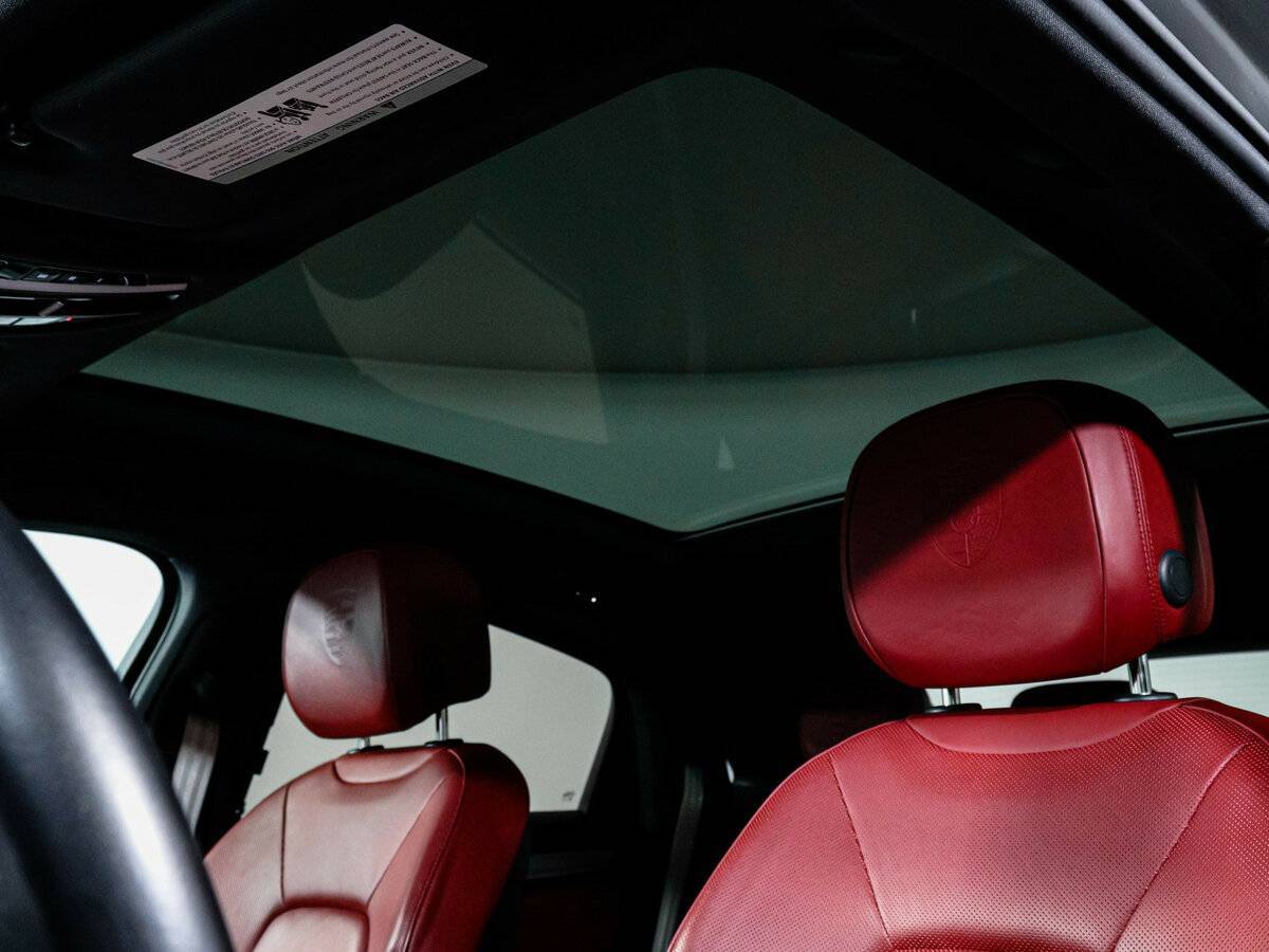 Купить Porsche Cayenne с пробегом. Фото: #22