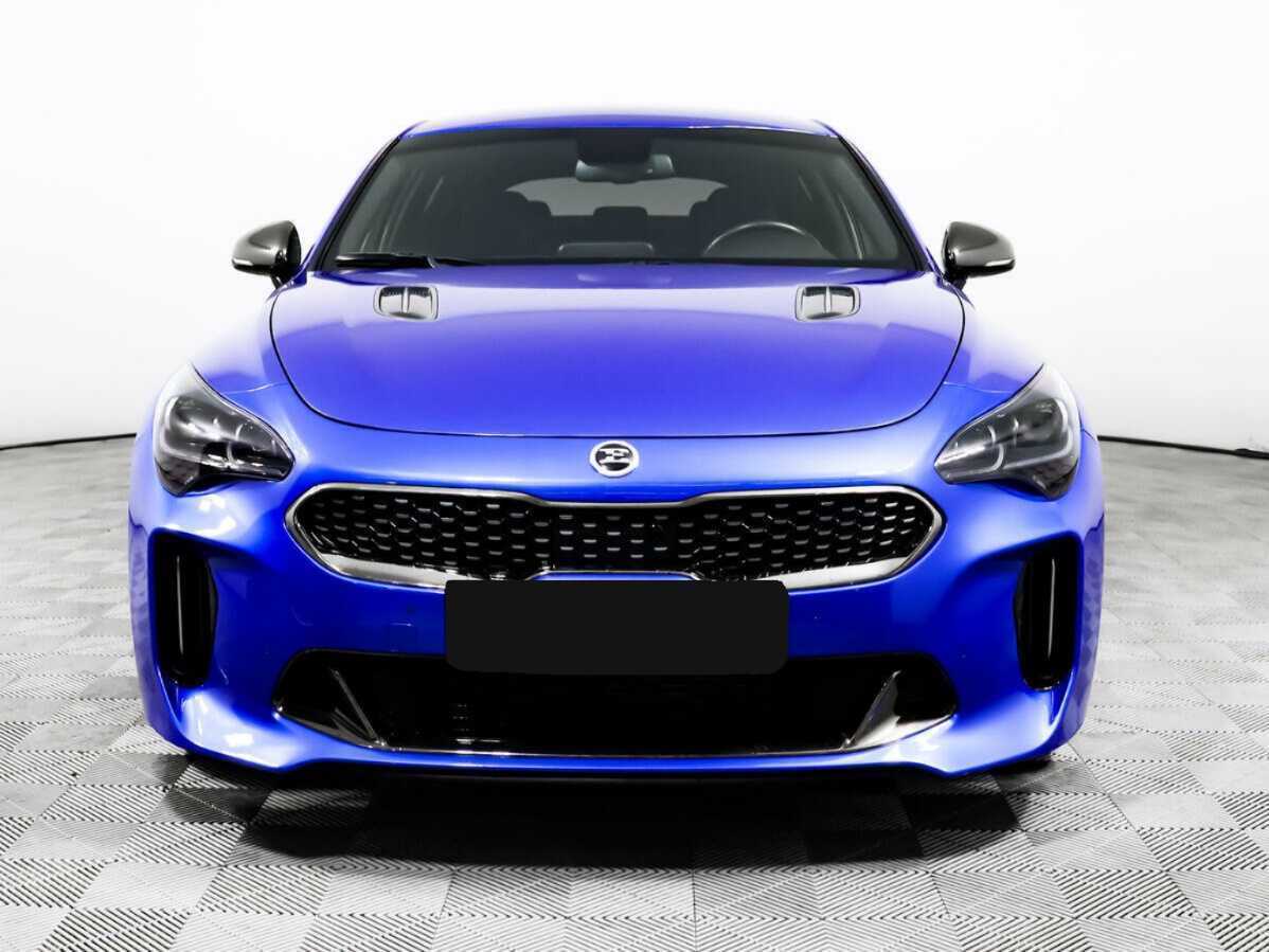 Купить Kia Stinger с пробегом. Фото: #1