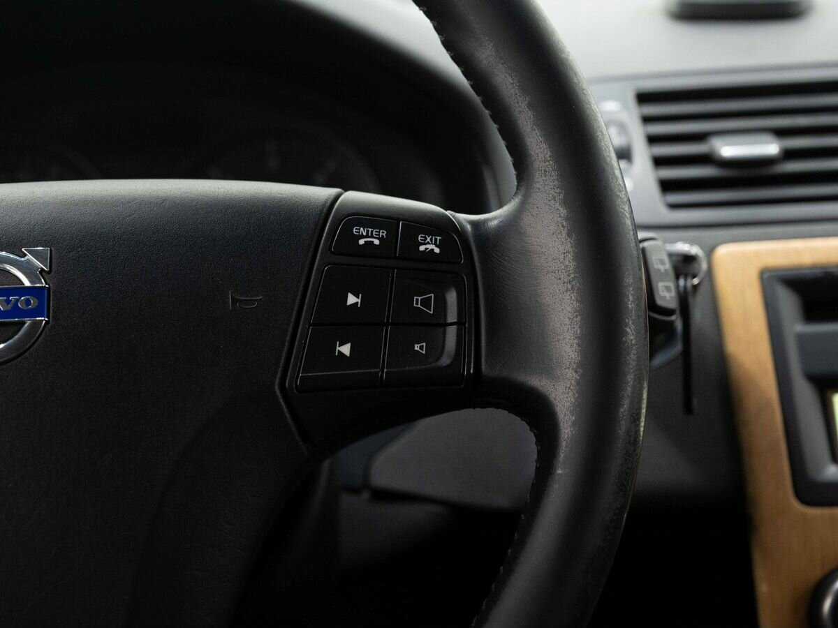 Купить Volvo V50 с пробегом. Фото: #12